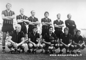 Serie A 1970-71, Rognoni è accosciato quarto da sinistra